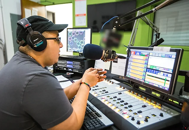 Internet radio hosting